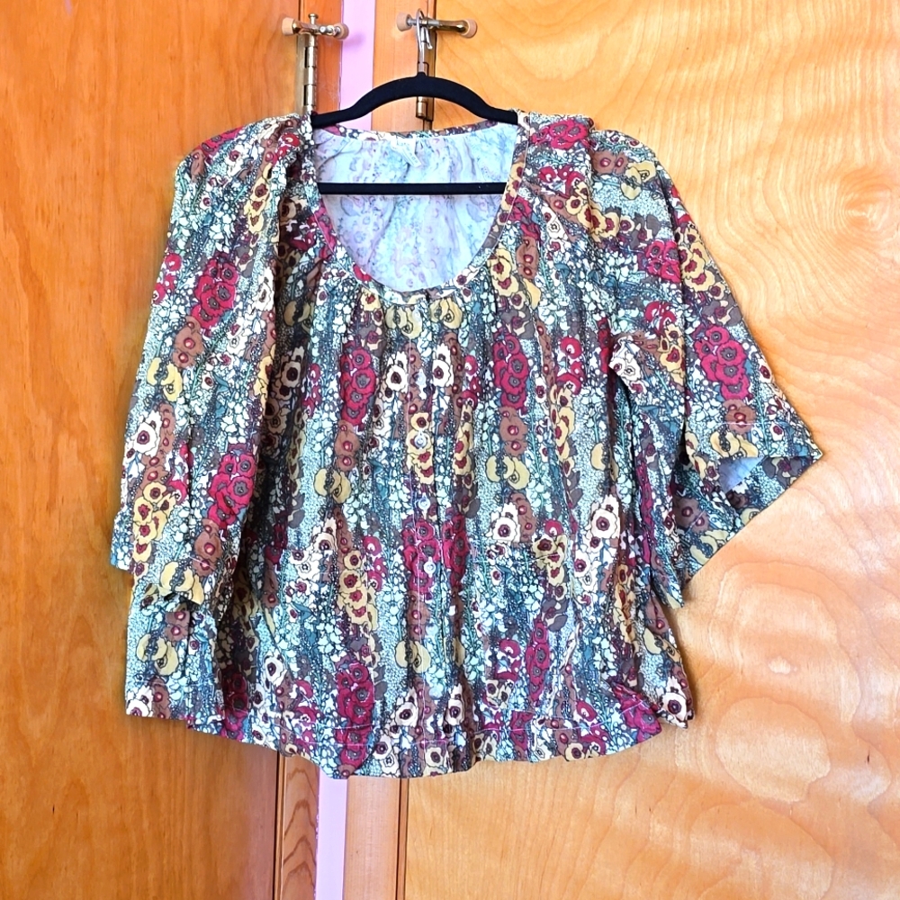 Kate Quinn Women's Top- Hollyhock